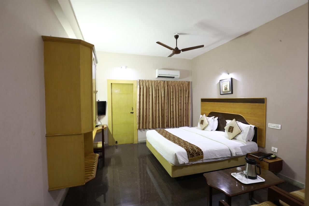 Hotel Mayas Tiruchirappalli Luaran gambar