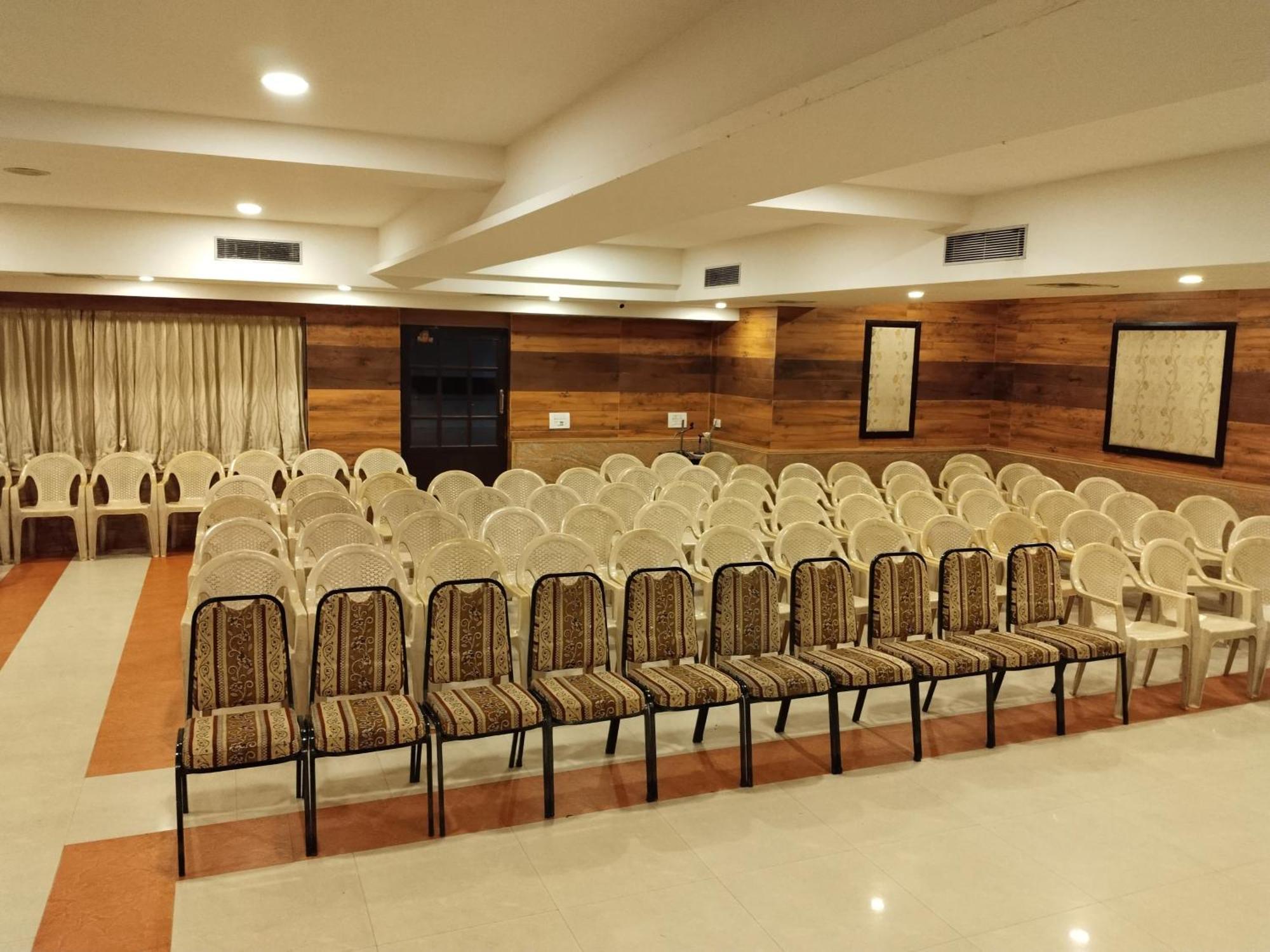 Hotel Mayas Tiruchirappalli Luaran gambar